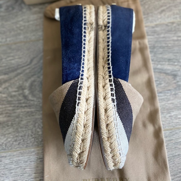 Burberry Brit Hodgeson Espadrilles - Picture 6 of 9